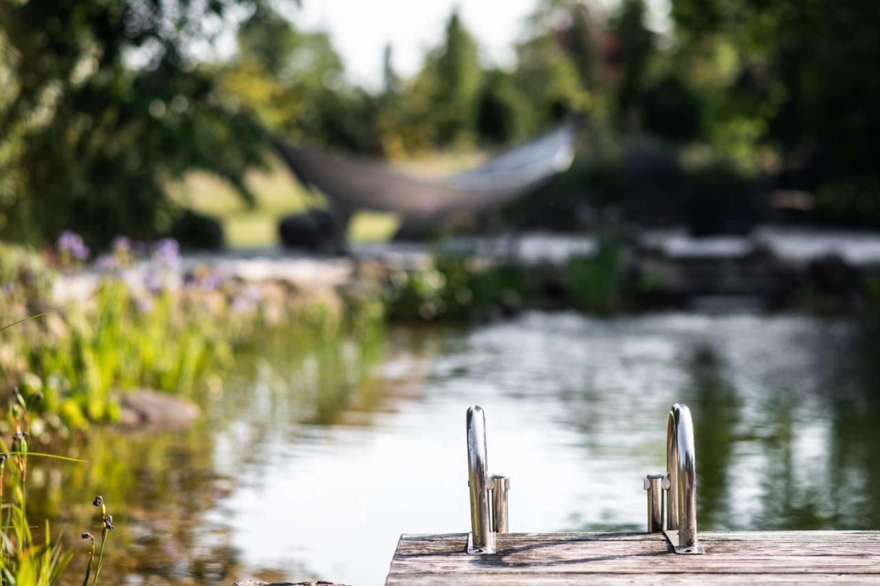 ホテル Hofgut Mollberg Wiefelstede エクステリア 写真
